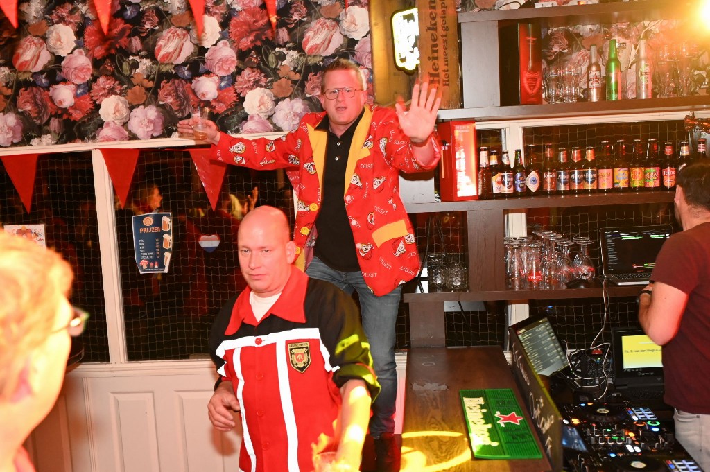 ../Images/Tulpkabouters van hun prins af 227.jpg